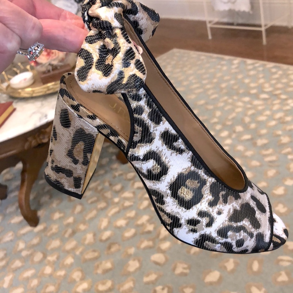 Leopard heels NWOT IN BOX